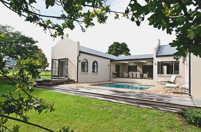 Rare Earth Country House