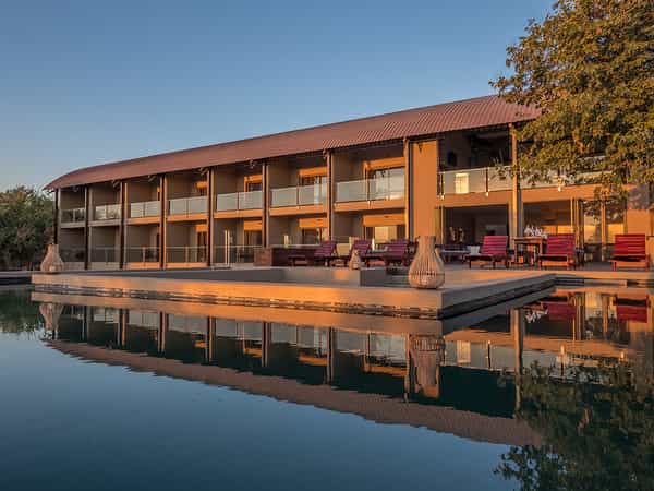 Pangolin Chobe Hotel