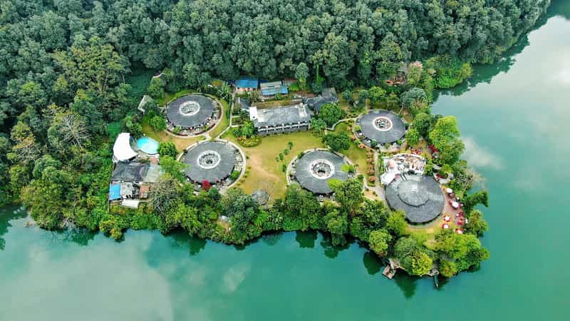 Fish Tail Lodge 